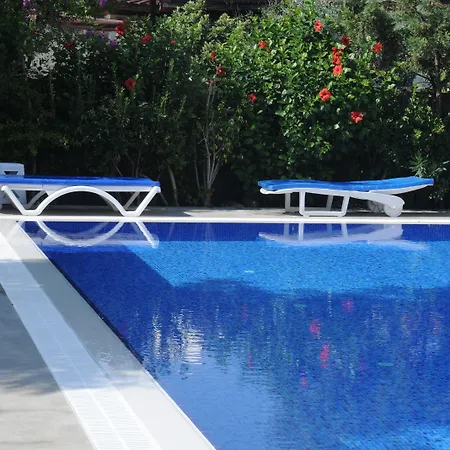 Navy Hotel İçmeler