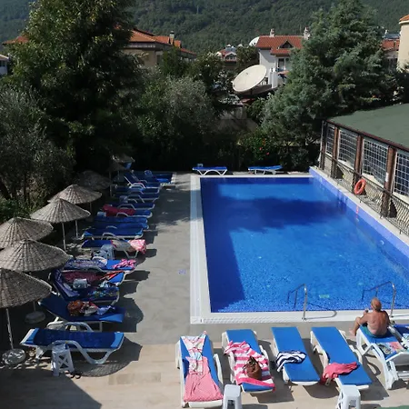 네이비 이츠멜레르