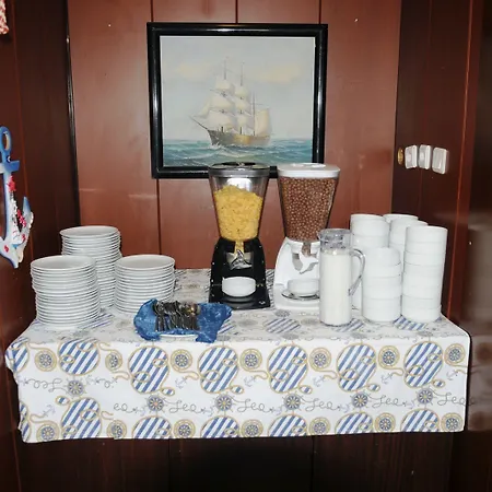 Hotel Navy İçmeler