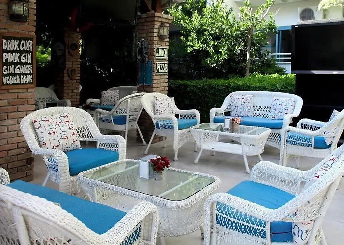 Hotel Navy 3*