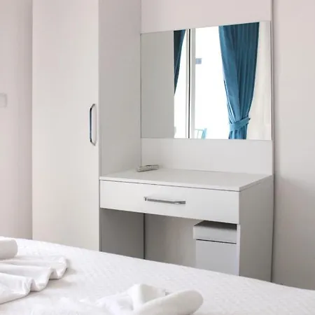 Otel Navy