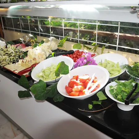 Navy Hotel İçmeler