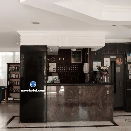 Hotel Navy 3*