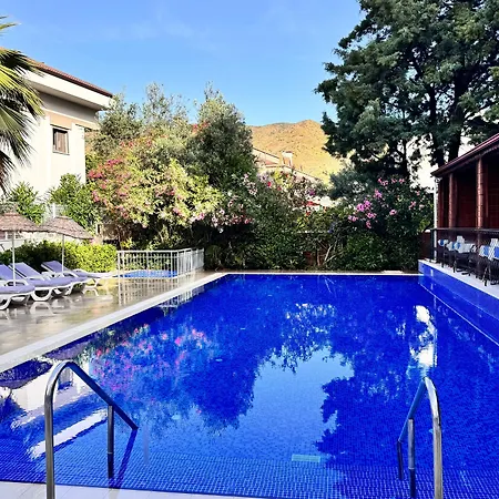 Otel Navy İçmeler