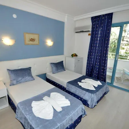 Navy Hotel İçmeler
